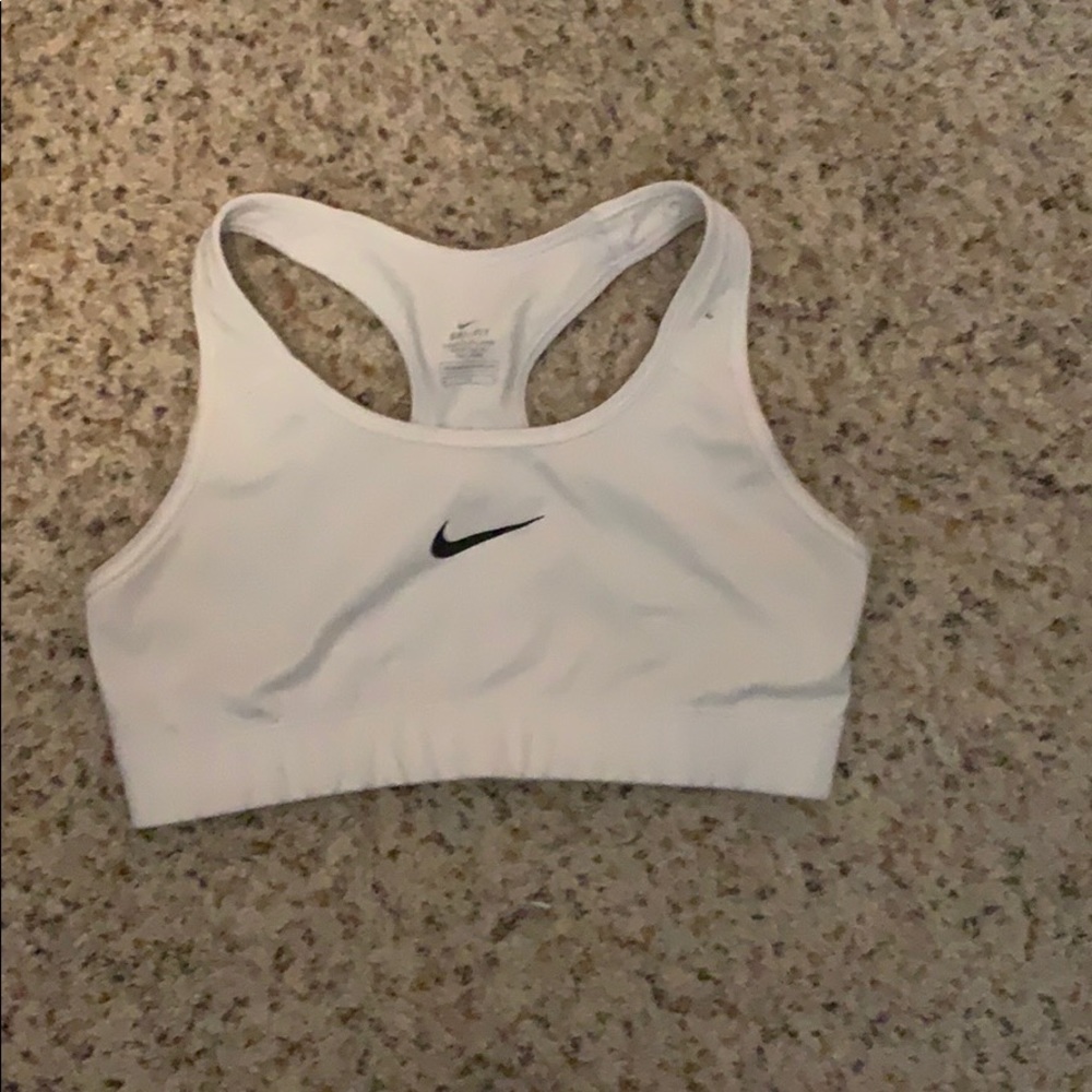 High to medium support bra